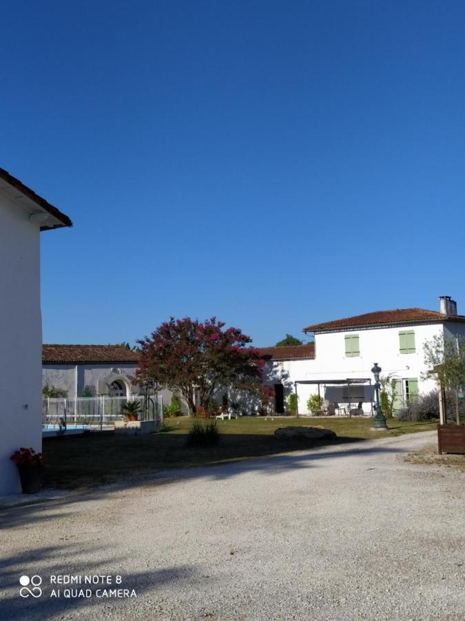 Domaine Moulin D' Elemiah Lägenhet Gémozac Exteriör bild