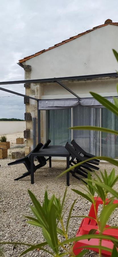 Domaine Moulin D' Elemiah Lägenhet Gémozac Exteriör bild
